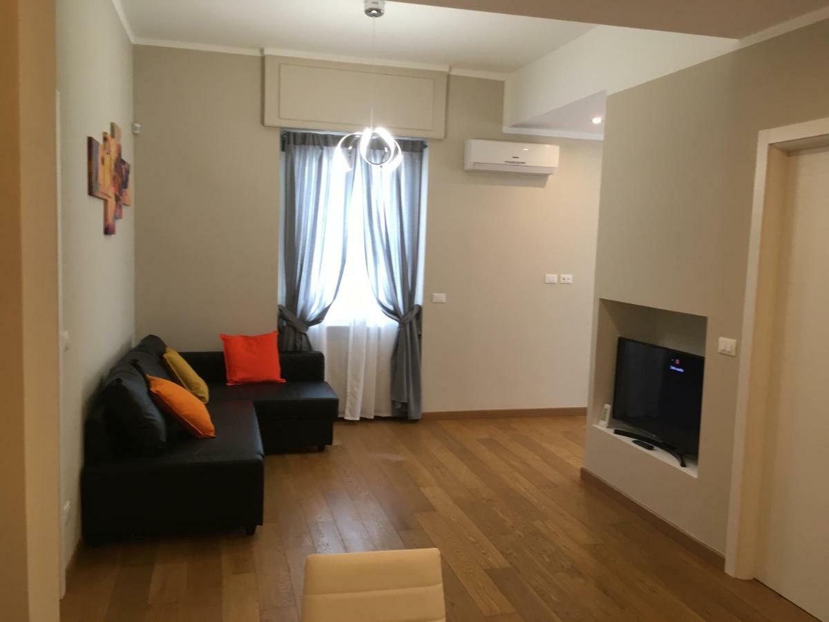 Cooper Apartment Genua Buitenkant foto